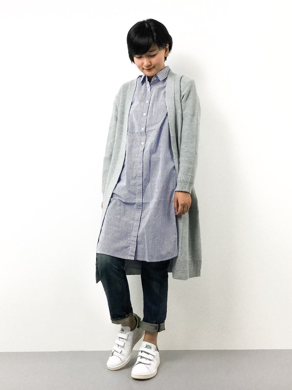 「STYLE DELIのさらさらシア―ロングニットカーディガン（カーディガン/ボレロ、グレー系）」を使った、ゆえんさん（レディース・162cm）の春コーディネートの1枚目の写真