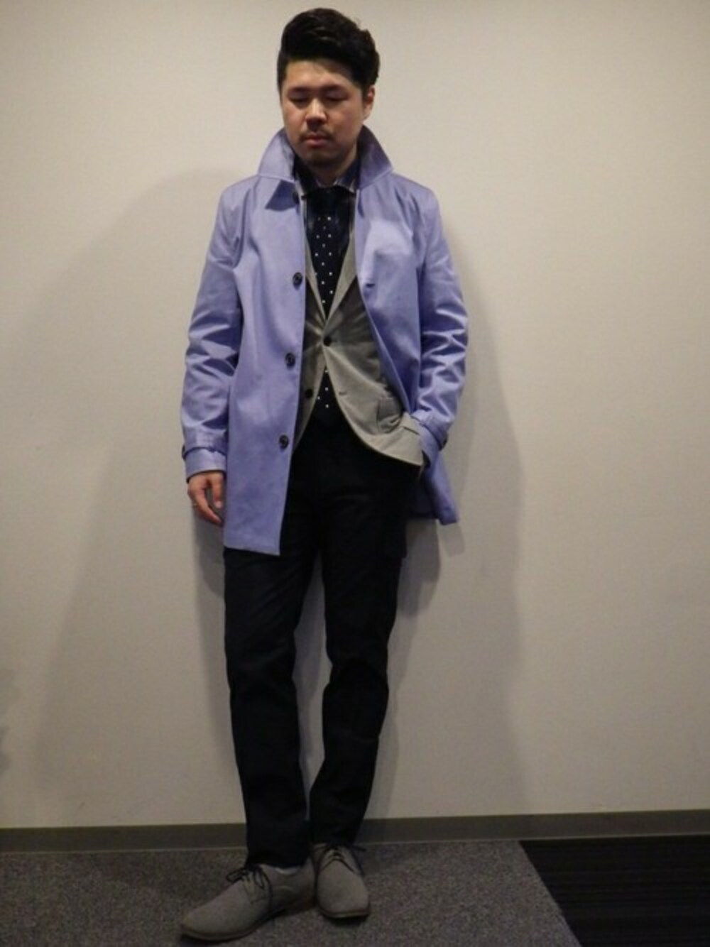 ikka officialさんの「＜GRAND PHASE＞スプリングステンカラーコート（GRAND PHASE）」を使ったコーディネートの1枚目の写真