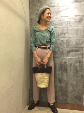 「ROKU」｜「アイテム（ハンチング/ベレー帽）」を使った、Rinko Takeuchiさん（レディース・164cm）の秋コーディネート
