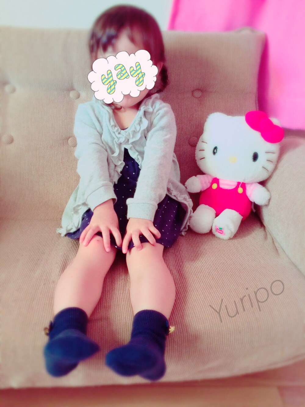 「H&Mのアイテム（ジャケット/アウター、シルバー系）」を使った、Yuripoさん（レディース・70cm）の秋コーディネートの1枚目の写真