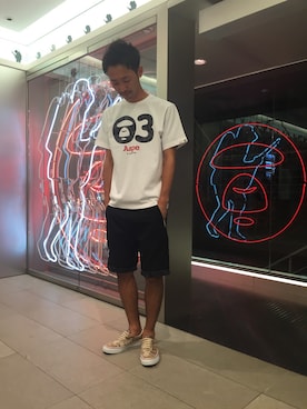 「AAPE BY A BATHING APE（エーエイプバイアベイシングエイプ）のAAPE 3RD ANNIV. TEE（Tシャツ/カットソー、ホワイト系）」を使った、早坂 祥平さん（メンズ・175cm）の夏コーディネート