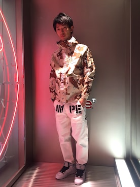 「AAPE BY A BATHING APE（エーエイプバイアベイシングエイプ）のアイテム（ジャケット/アウター）」を使った、早坂 祥平さん（メンズ・175cm）の春コーディネート