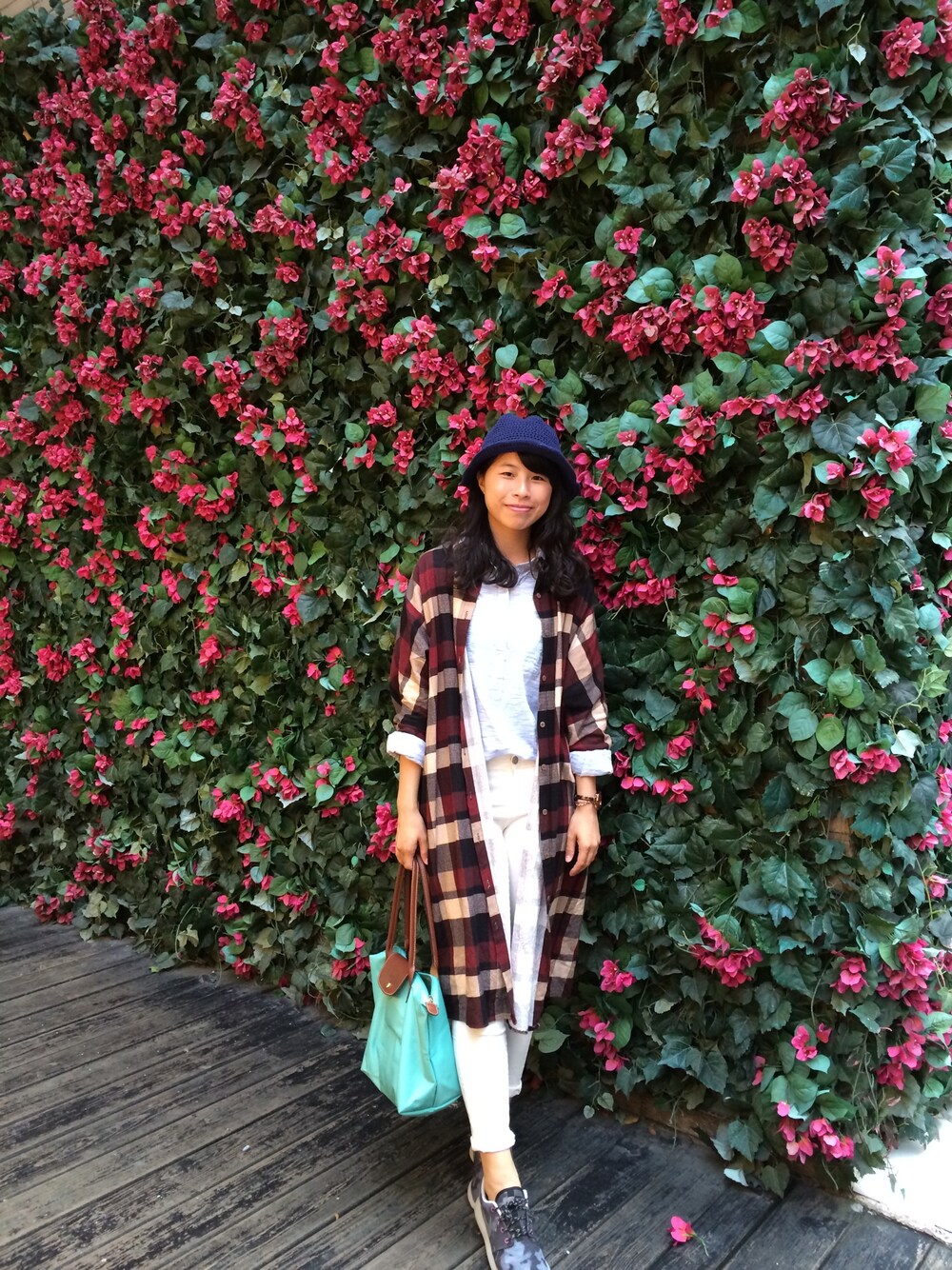 「#nudeのアイテム（シャツ/ブラウス、ブルー系）」を使った、卡洛兒さん（レディース・162cm）の秋コーディネートの1枚目の写真