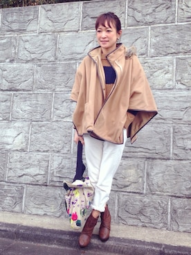 「ボーダーニット」｜「アイテム（ポンチョ）」を使った、山本麗子さん（レディース・164cm）の冬コーディネート