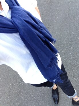 「CHAN LUU（チャンルー）のアイテム（ストール/ショール、ブルー系）」を使った、IRISMさん（176cm）の夏コーディネート