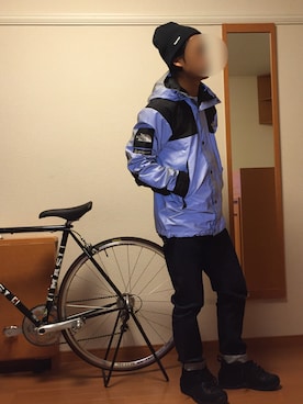 「A.P.C.」｜「アイテム（マウンテンパーカー）」を使った、SHU-TOさん（メンズ・165cm）の秋コーディネート