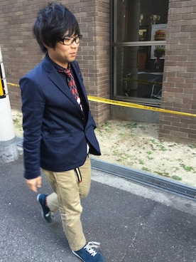 「アイテム（ネクタイ、レッド系）」を使った、Bharpさん（メンズ・160cm）の冬コーディネート