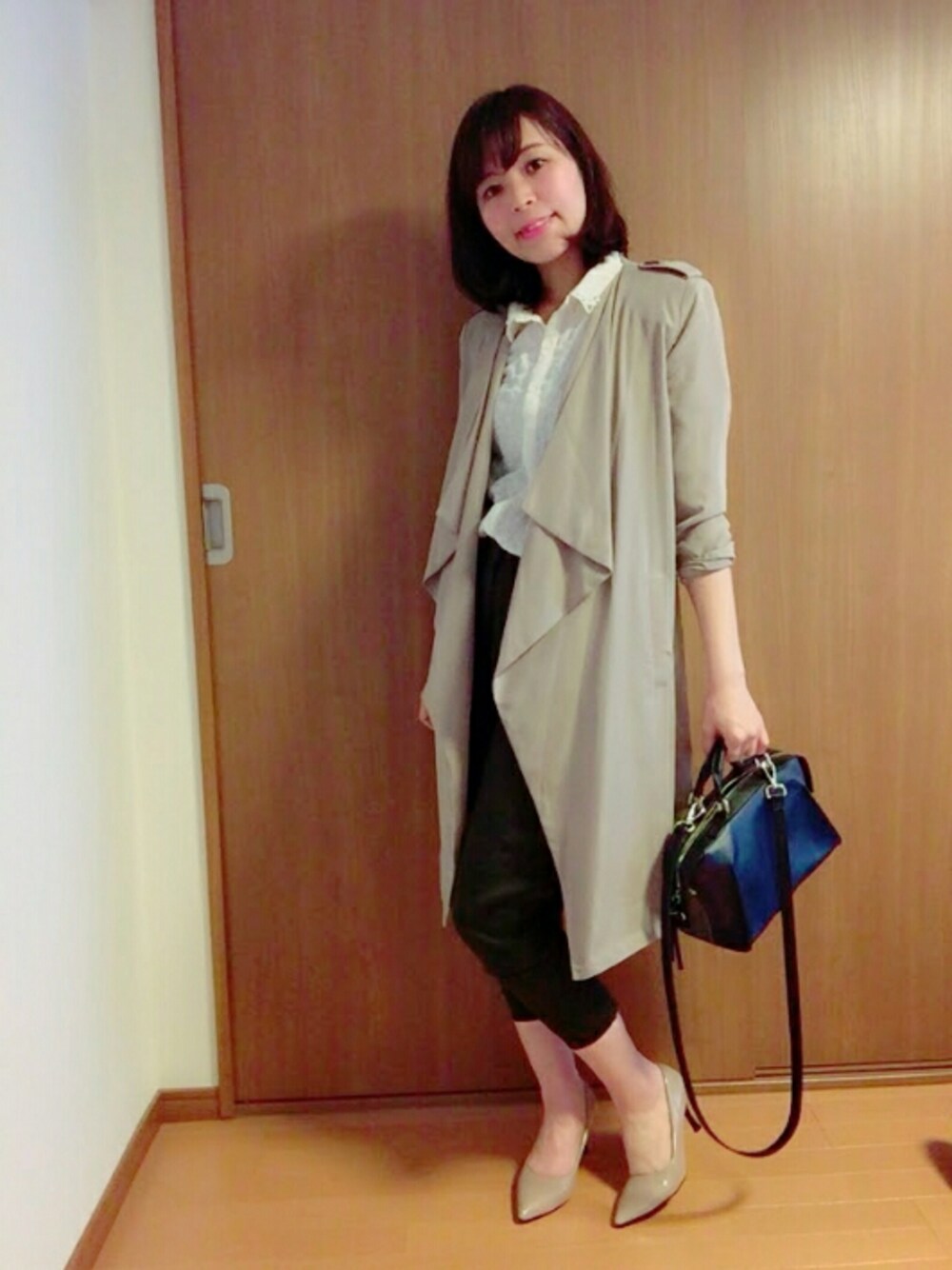 「トレンチコート、UNIQLO、ZARA、カーキ、シャツスタイル、ジョガーパンツ、FOREVER 21、仕事コーデ、ハニーズ、テロンチ」｜「UNIQLOのカーキ　ボトムス（その他パンツ、グリーン系）」を使った、saichocoさん（レディース・158cm）の冬コーディネートの1枚目の写真