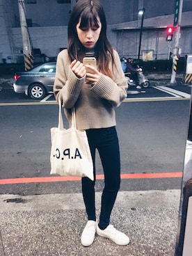 Emily Chenさんのコーディネート