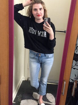 「NYC」｜「アイテム（口紅/リップティント/グロス）」を使った、Baileyさん（レディース・155cm）の秋コーディネート