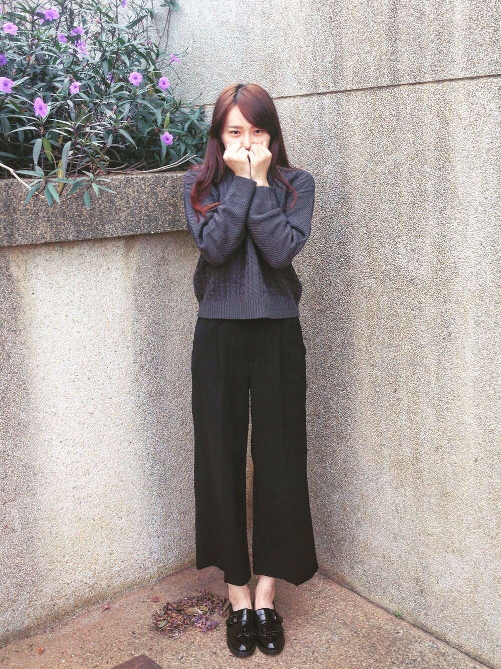 「GUの（GU）ワイドアンクルパンツＡ（パンツ、ブラック系）」を使った、Swan Duさん（レディース・166cm）の秋コーディネートの1枚目の写真