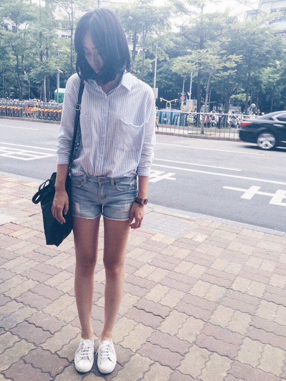 「SUPERGAの【SUPERGA】シルバー スニーカー（スニーカー、シルバー系）」を使った、Swan Duさん（レディース・166cm）の夏コーディネートの1枚目の写真