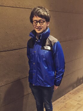 「アイテム（マウンテンパーカー、ブルー系）」を使った、世界さん（メンズ・164cm）の夏コーディネート