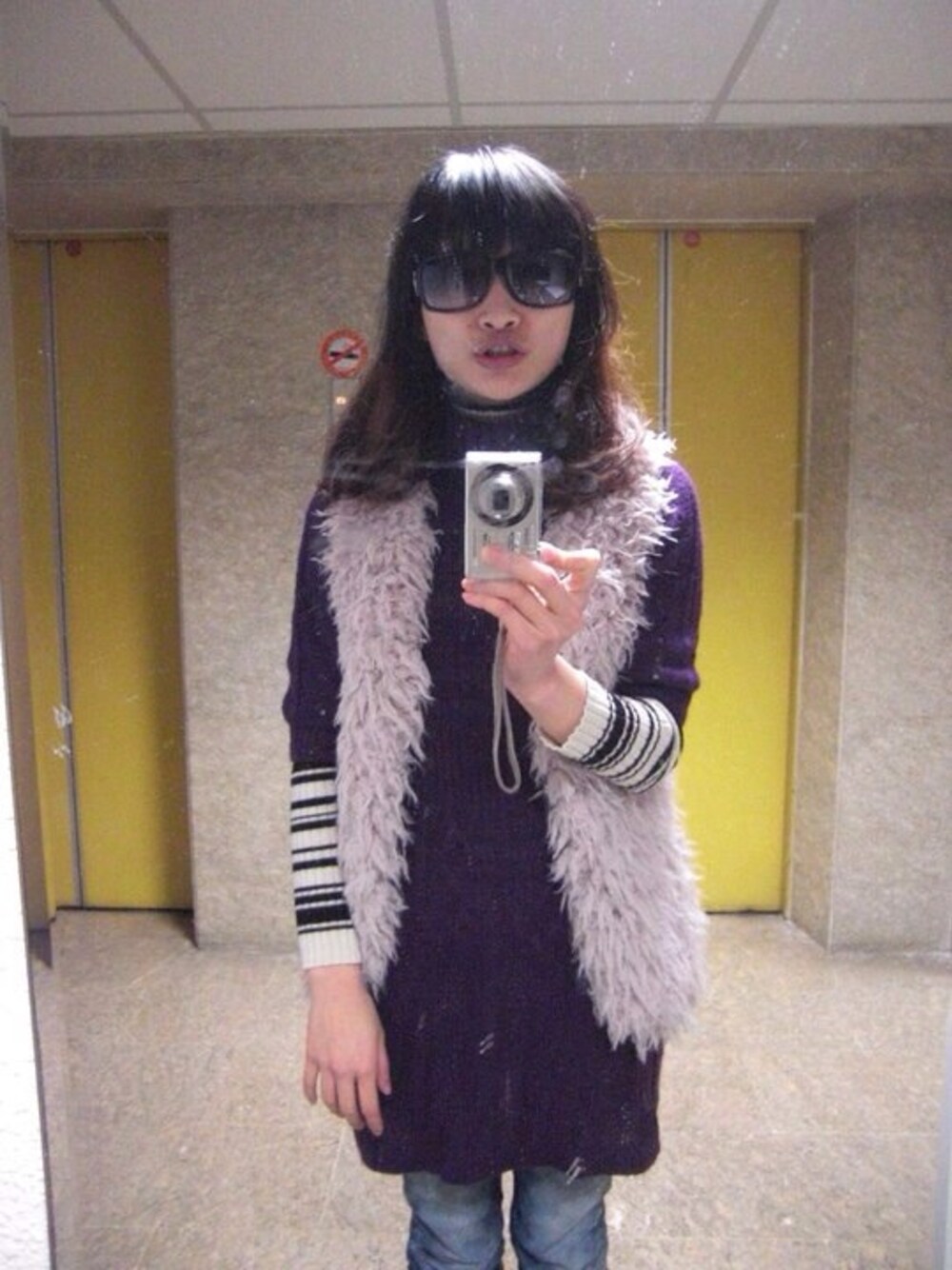 「MARC BY MARC JACOBS」｜「アイテム（サングラス、ブラック系）」を使った、陳小慈さん（レディース・163cm）の夏コーディネートの1枚目の写真