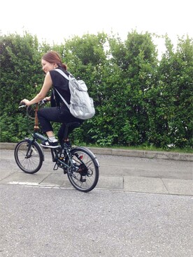 カーディガン ボレロを使った 自転車通勤 のレディース人気ファッションコーディネート Wear