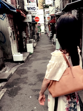 「新宿ゴールデン街」｜えいとまさん（レディース・156cm）の夏コーディネート