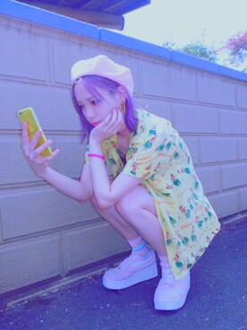 「UNIF（ユニフ）のアイテム（スニーカー）」を使った、Nacoさん（レディース・163cm）の秋コーディネート