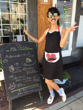 「カフェ」｜「アイテム（つなぎ/オールインワン）」を使った、meさん（レディース・156cm）の秋コーディネート