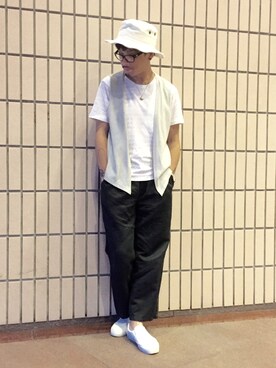 「initial（イニシャル）のアイテム（帽子）」を使った、Ka Wai Liangさん（メンズ・170cm）の夏コーディネート