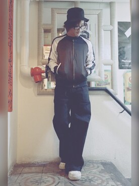 「CUSTOM MADE（カスタムメイド）のアイテム」を使った、Ka Wai Liangさん（メンズ・170cm）の春コーディネート