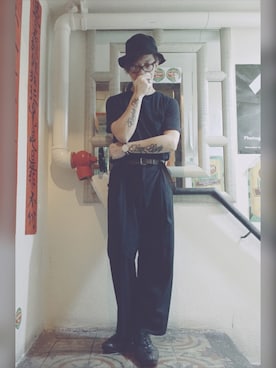 「Pledge（プレッジ）のアイテム（アクセサリー）」を使った、Ka Wai Liangさん（メンズ・170cm）の春コーディネート