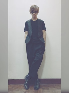 「initial（イニシャル）のアイテム（シューズ）」を使った、Ka Wai Liangさん（メンズ・170cm）の秋コーディネート