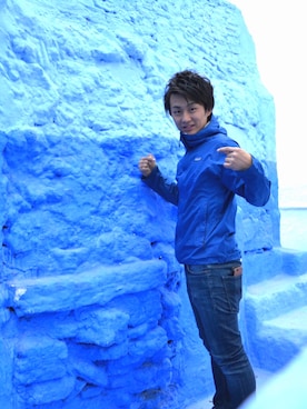 「アイテム（マウンテンパーカー、ブルー系）」を使った、Hiromichi Hayashiさん（メンズ・172cm）の冬コーディネート