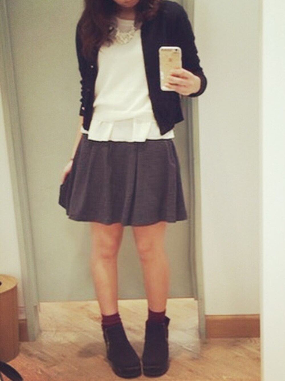 「PROPORTION BODY DRESSINGのアイテム（ニット/セーター、ホワイト系）」を使った、(/･ω･)/さん（レディース・152cm）の秋コーディネートの1枚目の写真