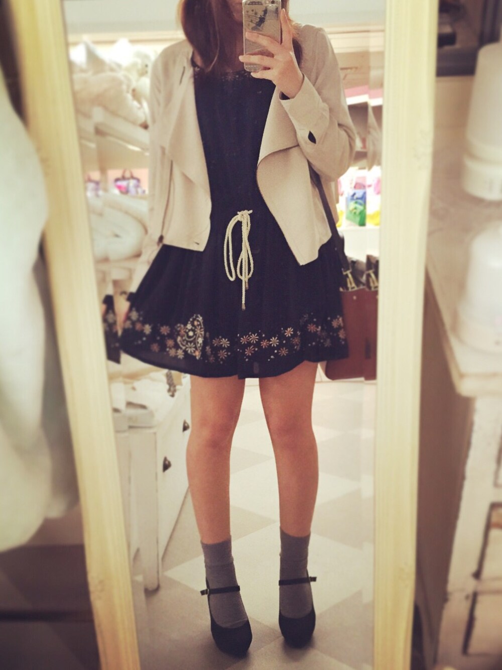 「ISBITのアイテム（ワンピース、ブルー系）」を使った、(/･ω･)/さん（レディース・152cm）の秋コーディネートの1枚目の写真