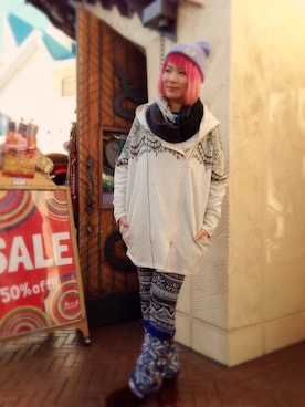 「チャイハネ（チャイハネ）のアイテム（パーカー）」を使った、Masumi Kaihoさん（レディース・160cm）の冬コーディネート