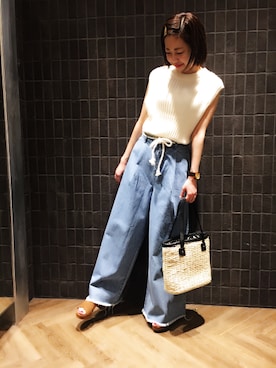 JEANASISアミュプラザ鹿児島STAFFさんのコーディネート