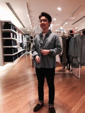 「アイテム（バングル/リストバンド）」を使った、Zoeさん（レディース・163cm・20代）の秋コーディネート