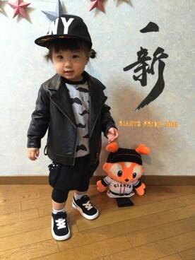 「アイテム（ライダースジャケット、ブラック系）」を使った、uuume＊さん（キッズ・80cm）の春コーディネート