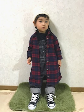 「チェックシャツワンピース」｜「アイテム（サロペット/オーバーオール）」を使った、uuume＊さん（キッズ・80cm）の冬コーディネート