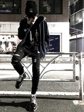 「Y-3（ワイスリー）のアイテム（アクセサリー）」を使った、nyrさん（メンズ・172cm）の春コーディネート