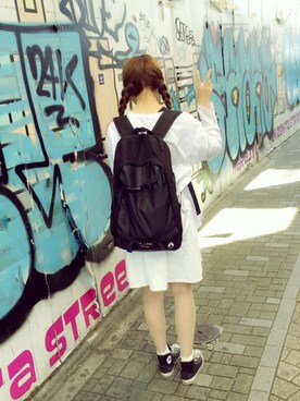 「うしろ姿」｜「アイテム（その他）」を使った、MANAさん（レディース・163cm）の冬コーディネート