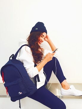「LACOSTE」｜「アイテム（ニットキャップ/ビーニー）」を使った、ARIANE SHIMIZUさん（レディース・160cm）の春コーディネート