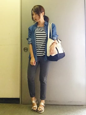 「ダンガリーシャツ」｜「アイテム（サンダル）」を使った、SANAMIさん（レディース・151cm）の夏コーディネート