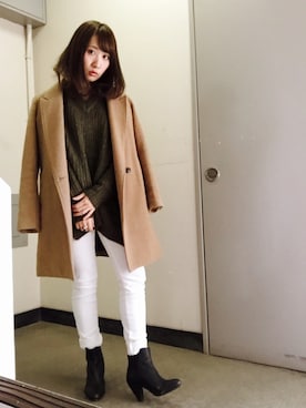 「カーキ×ホワイト」｜「アイテム（チェスターコート）」を使った、SANAMIさん（レディース・151cm）の冬コーディネート