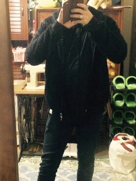 「真っ黒コーデ」｜「アイテム（その他アウター）」を使った、Naoki Kuriyamaさん（メンズ・175cm）の春コーディネート