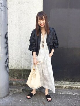 プレス　ERINAさんのコーディネート