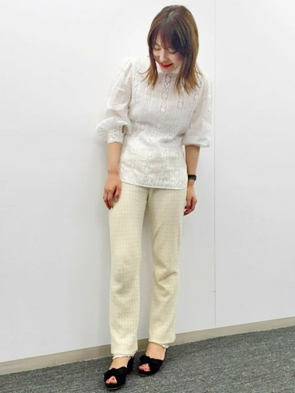 レディース EDIT. FOR LULU コットンリネンローンハイネックレースブラウス