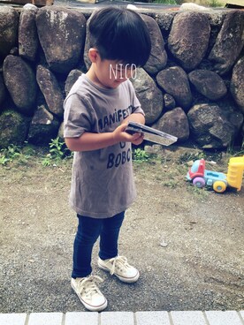 「韓国子供服のアイテム（Tシャツ/カットソー、グレー系）」を使った、nico.さん（キッズ・100cm）の秋コーディネート