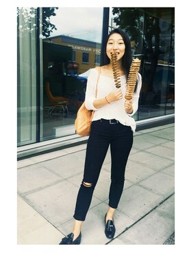「VALENTINO（ヴァレンティノ）のアイテム（ドレスシューズ）」を使った、Unaさん（レディース・168cm）の夏コーディネート
