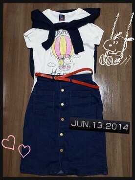 「Chico（チコ）の前開きデニムタイトSK（デニムスカート、ブルー系）」を使った、meltyさん（レディース・160cm）の夏コーディネート