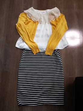 「The Virgnia（ザ ヴァージニア）の黄色カーデ（カーディガン/ボレロ、イエロー系）」を使った、meltyさん（レディース・160cm）の夏コーディネート