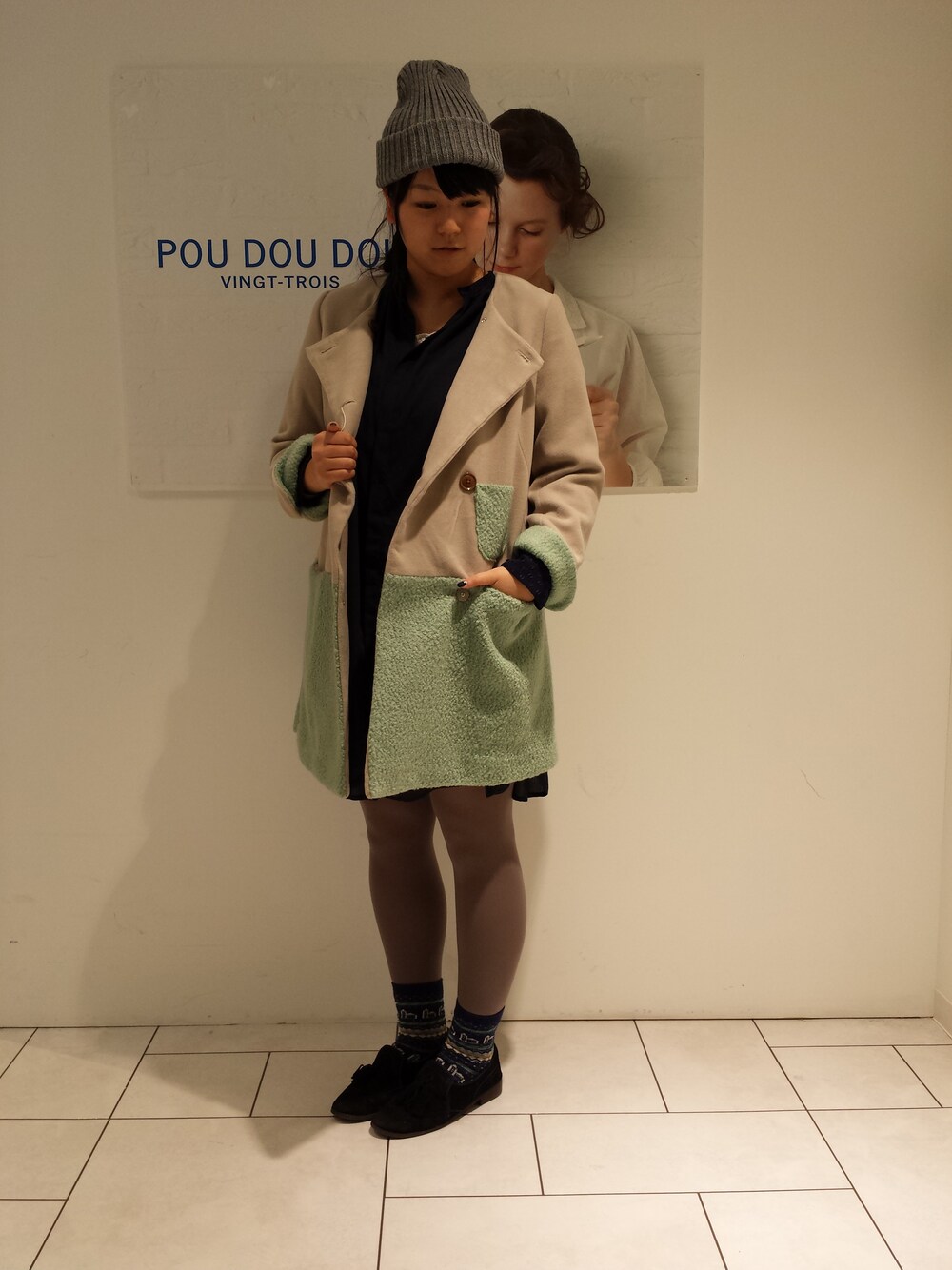 「バイカラー、ジャガード、ノーカラーコート」｜「POU DOU DOUのスパンブロードシャツワンピース（ワンピース）」を使った、おおさわさん（レディース・159cm）の冬コーディネートの1枚目の写真
