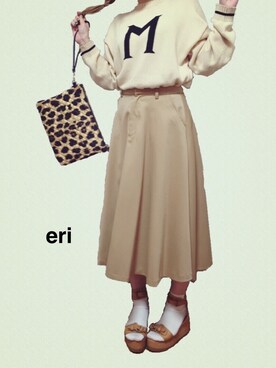 「Mila Owen（ミラオーウェン）のアイテム（スカート、ベージュ系）」を使った、erikoさん（レディース）の春コーディネート