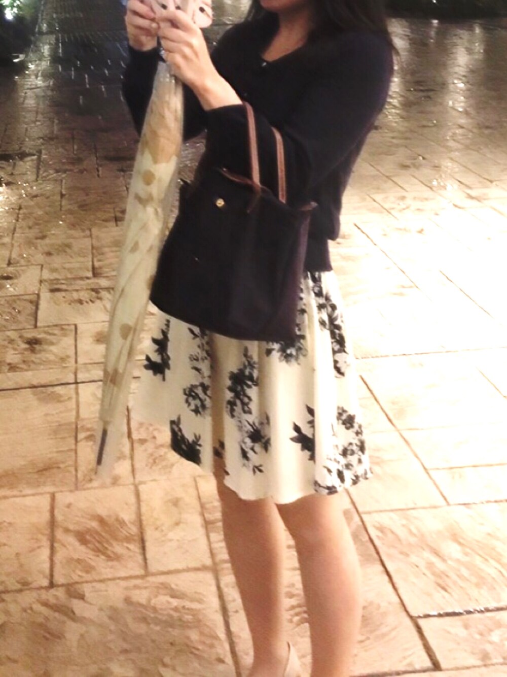 「シンプルコーデ」｜「LONGCHAMPのアイテム（ハンドバッグ、その他）」を使った、Yuka Hiranoさん（レディース・152cm）の秋コーディネートの1枚目の写真