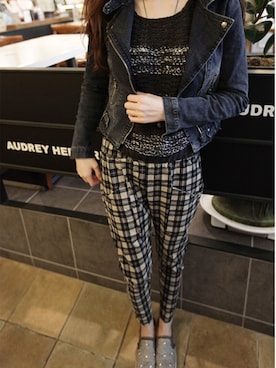 「スタッズ」｜「アイテム（ジャケット/アウター）」を使った、NIPONJJUYAさん（レディース・165cm）の冬コーディネート